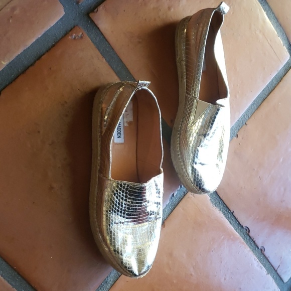 Steve Madden Gold snake print espadrilles - Picture 4 of 8